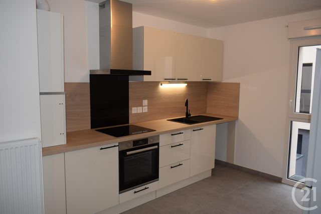 Appartement T2 à louer - 2 pièces - 40.88 m2 - PONTCHARRA - 38 - RHONE-ALPES - Century 21 Immobilière De La Vallée