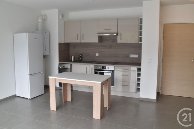 Appartement T2 à louer - 2 pièces - 47.48 m2 - PONTCHARRA - 38 - RHONE-ALPES - Century 21 Immobilière De La Vallée